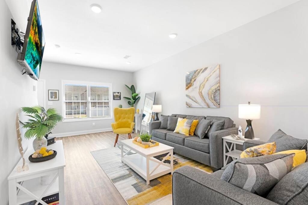 Make Lemonade In Luxury W King Bed And Free Parking Plus 40 Minutes To Nashville Clarksville Eksteriør bilde