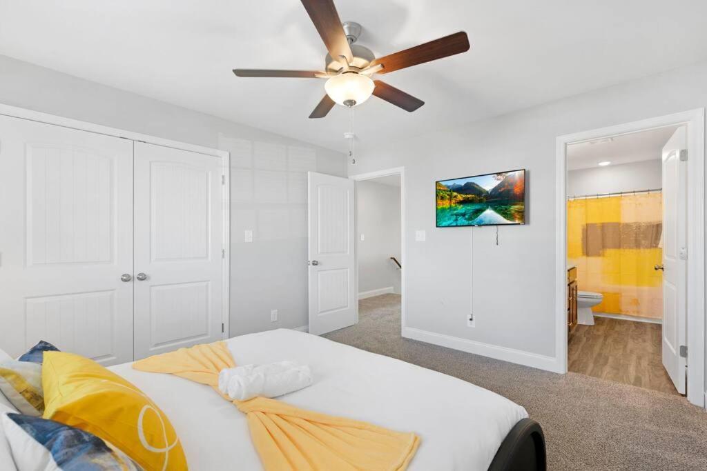Make Lemonade In Luxury W King Bed And Free Parking Plus 40 Minutes To Nashville Clarksville Eksteriør bilde